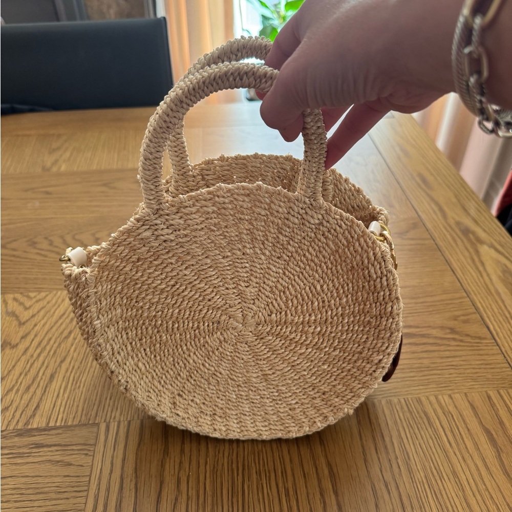 Chic Natural Woven Clare V Satchel. Like new!